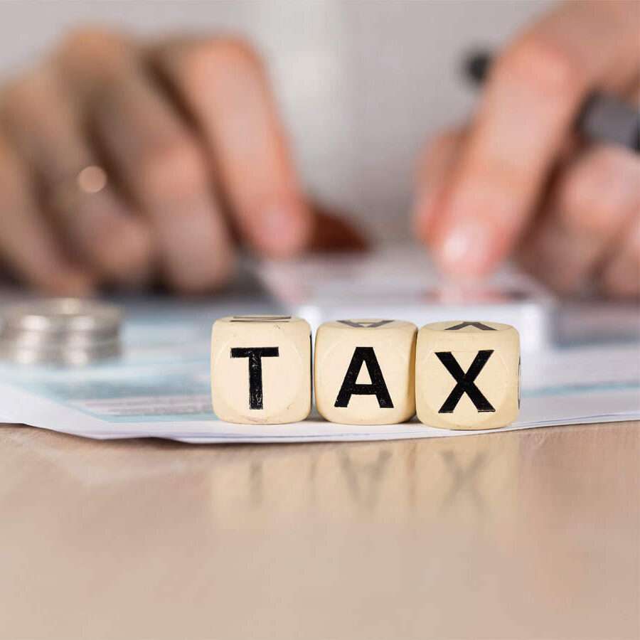There is no qualification requirement for tax advisers